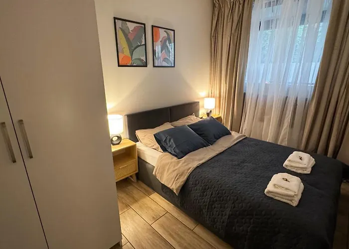 Royal Entire - Haven *