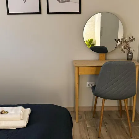 Royal Entire - Haven Warszawa