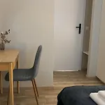 Royal Entire - Haven Lägenhet Warszawa